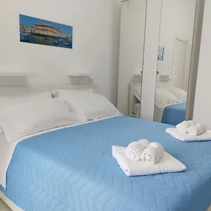  Apartment Sea Moon Apartment